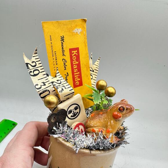 Photogenic Frog Vintage Assemblage Centerpiece Kodak - Retro - Picture 5 of 7